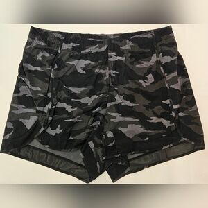 Women's Athleta Camo Printed Mesh Racer Run Athletic Mid Rise 4 inch Shorts NWOT